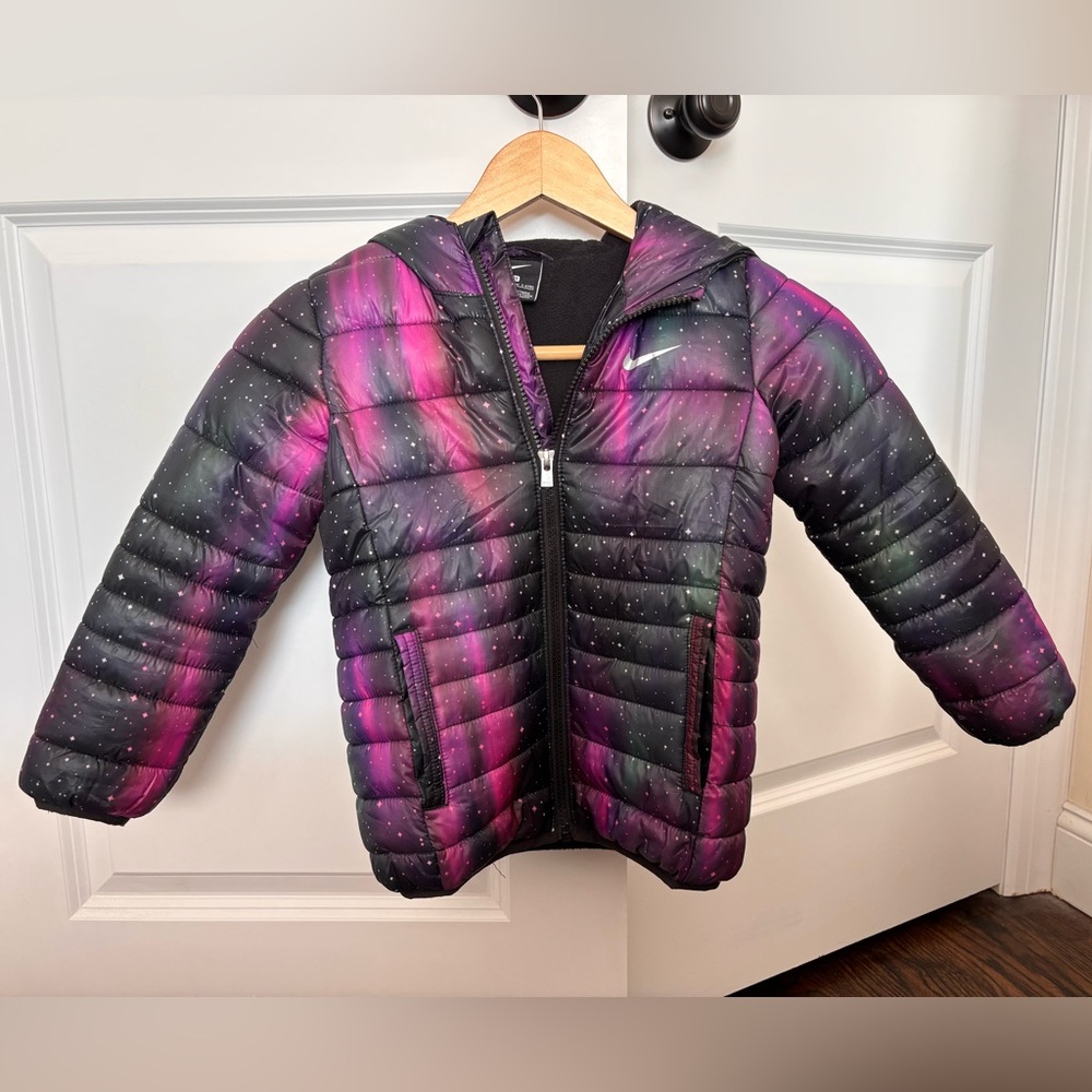 Nike Kids Just Do It Cosmic Black, Pink, Purple Puffer Jacket Size 4T Kids